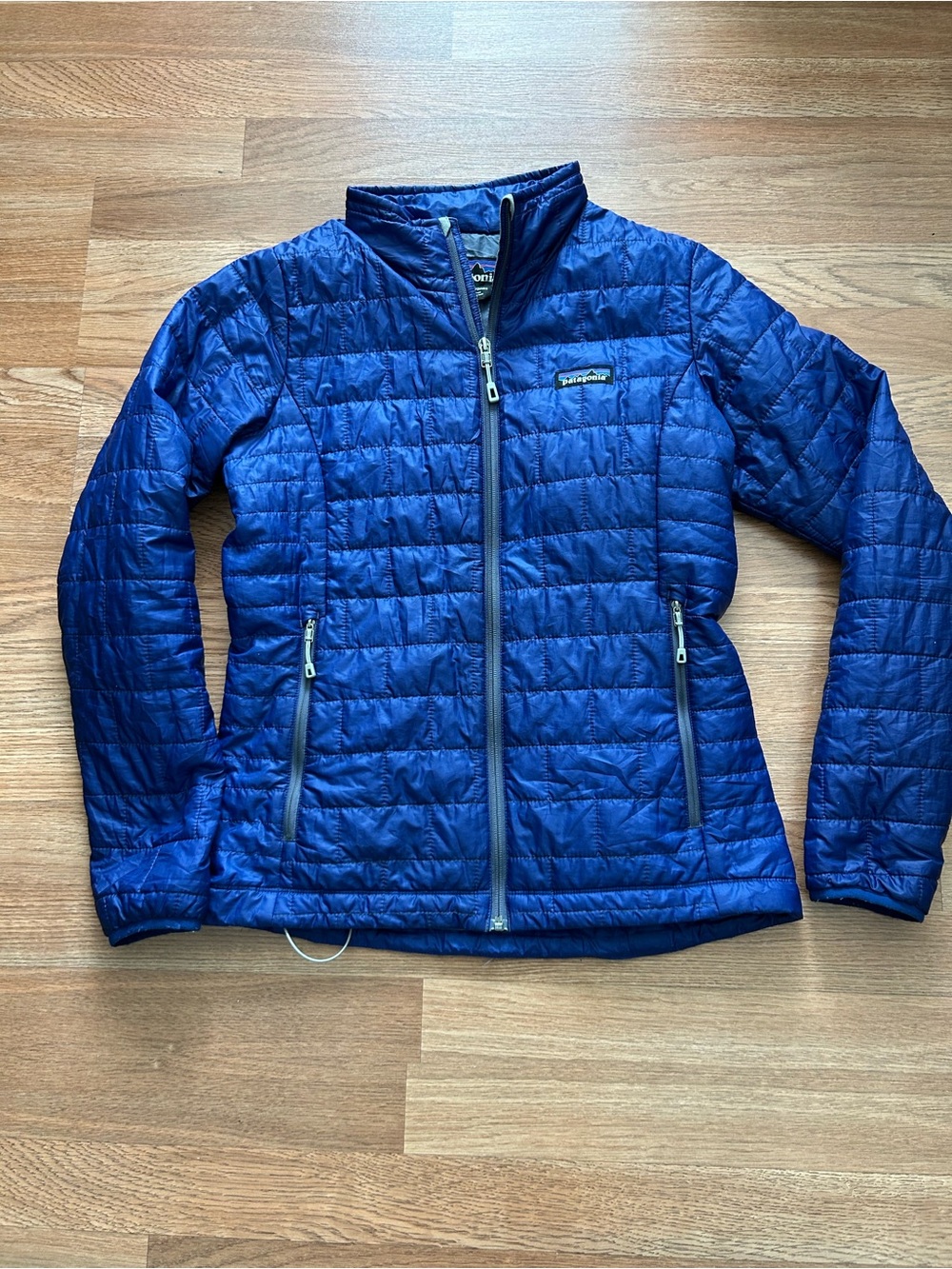 Patagonia Women’s Nano Puff Jacket - Deep Blue size small
